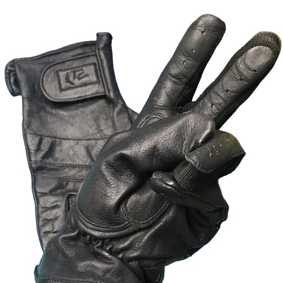 Black Tactical Motorcycle Gloves with Reinforced Panels - Picture 2 of 10